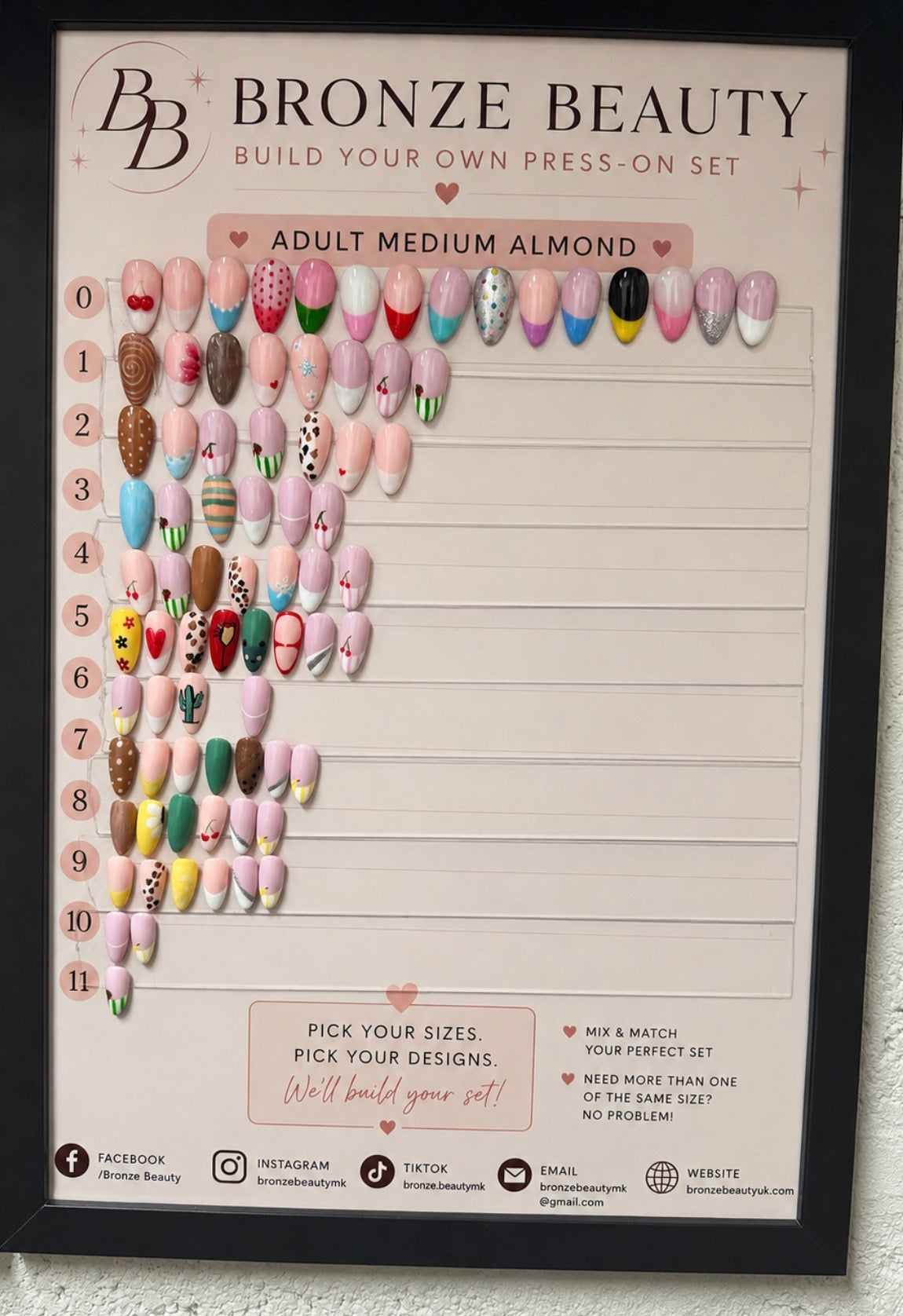 Pick N Mix Adult Medium Almond